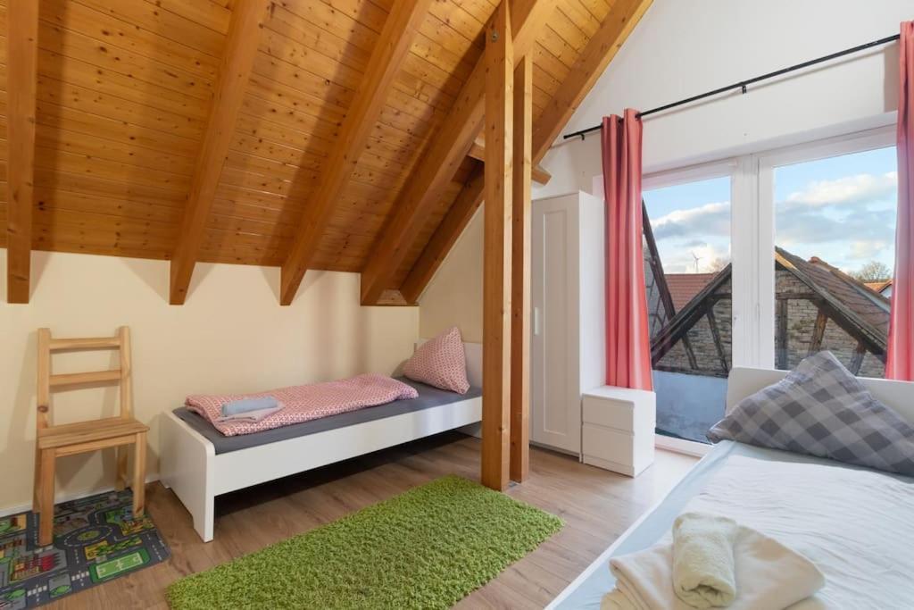 Maisonette-Wohnung Mit 5 Schlafzimmern Wörrstadt المظهر الخارجي الصورة